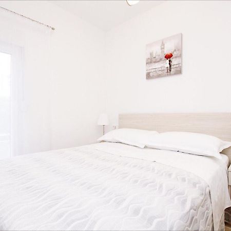 Apartmant Milan Трогир Экстерьер фото